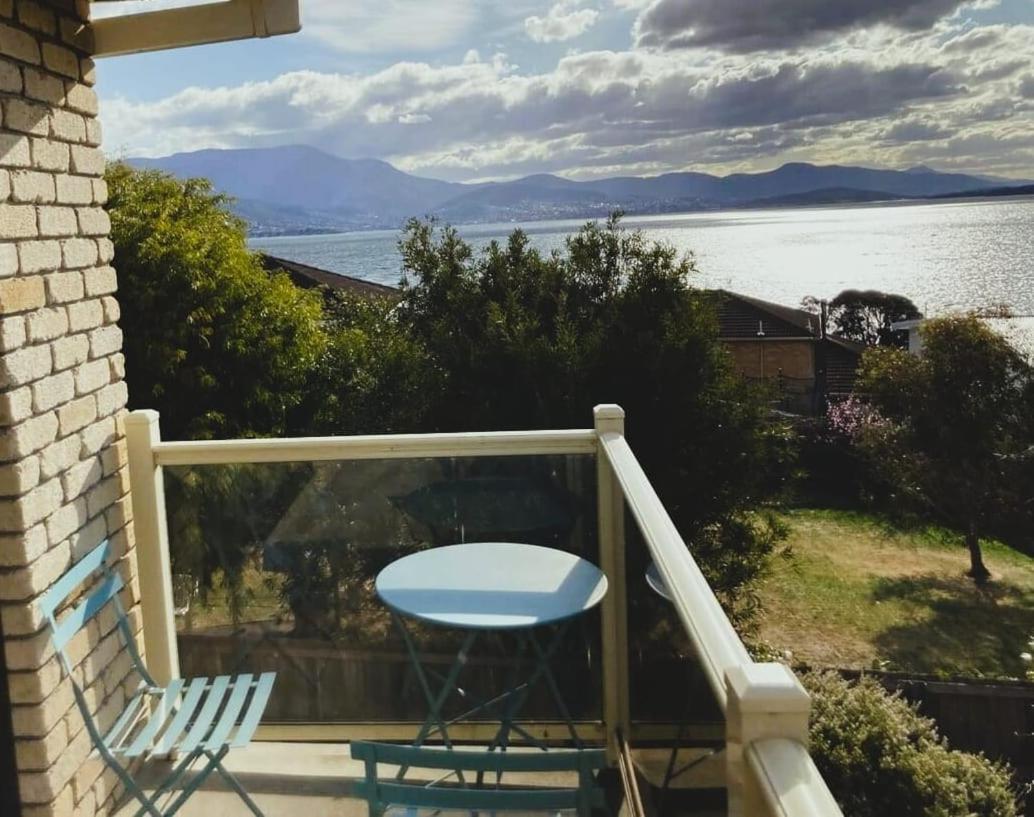Spacious Modern Home Outstanding Views Sleeps 9 Хоубарт Екстериор снимка